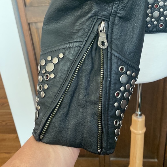 HARLEY DAVIDSON Leather Studded Biker Jacket, size XL, Black - Picture 6 of 14